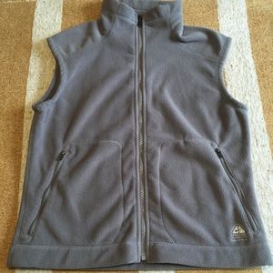 COPY - PRICE ⬇️ Vintage Nike ACG vest